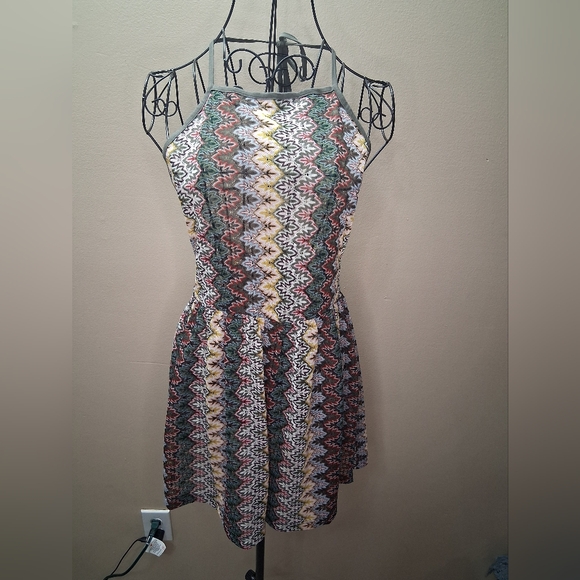 NWOT ASOS Vibrant Zigzag Pattern JUMPSUIT - Picture 2 of 13